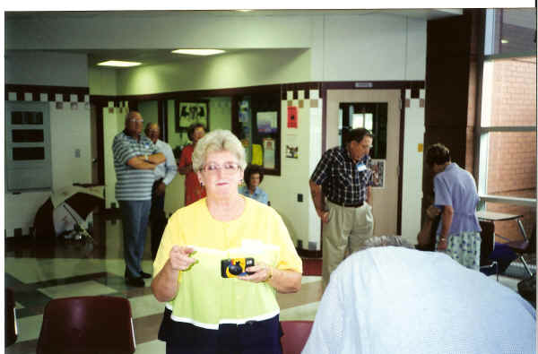 2001 038.jpg (1484500 bytes)